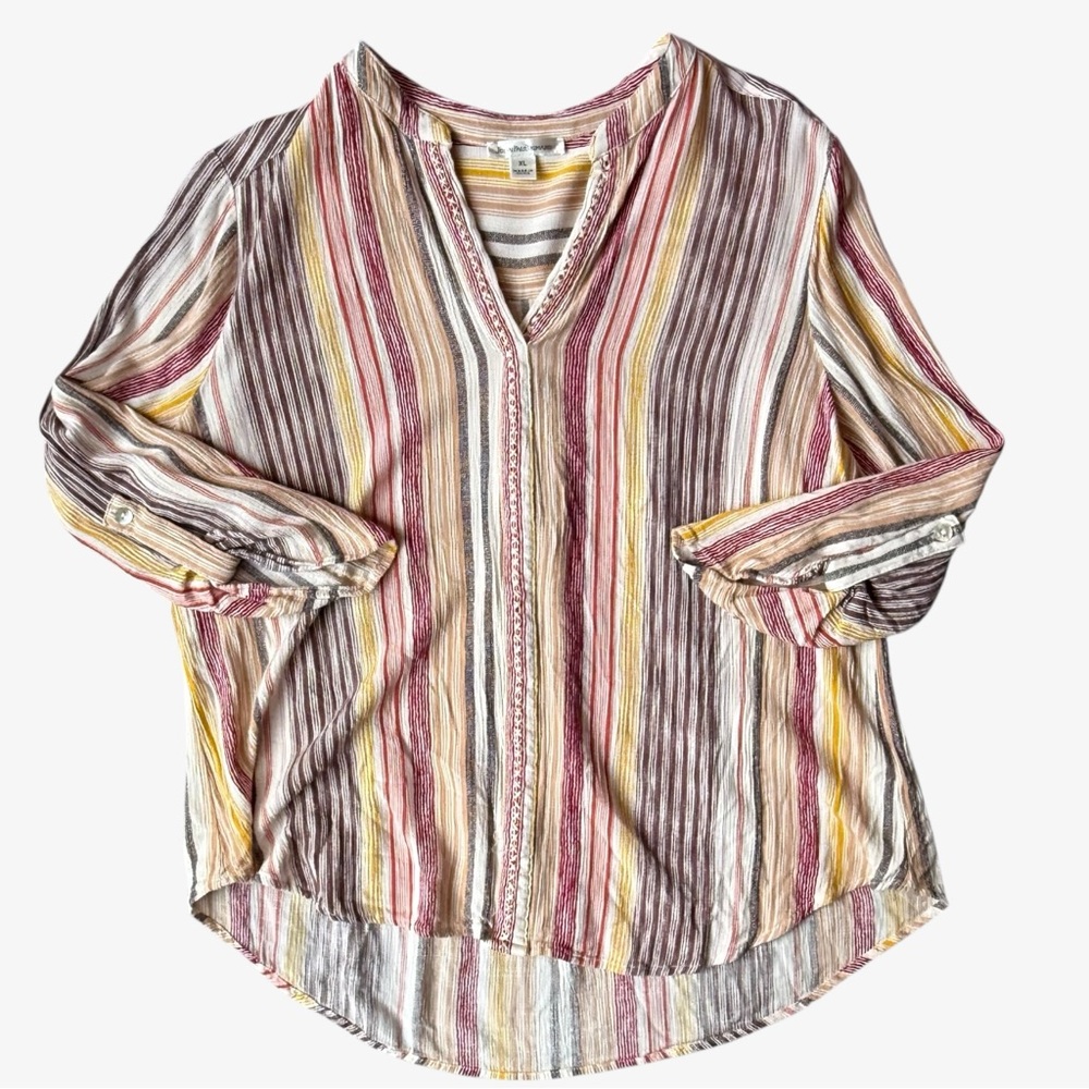 12) 24 x 23 / 26 JohnPaulRichard Multicolor Striped Blouse